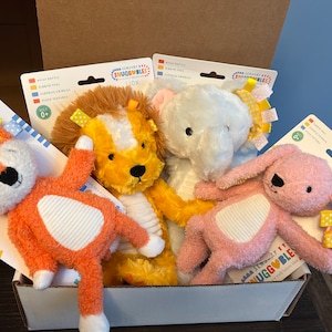 New Baby Gift Box, Baby Gift Set Newborn Boys, Girls, Unisex, Baby Gift Basket, Stuffed Animal Gift, Welcome Baby Shower Gift, Safari