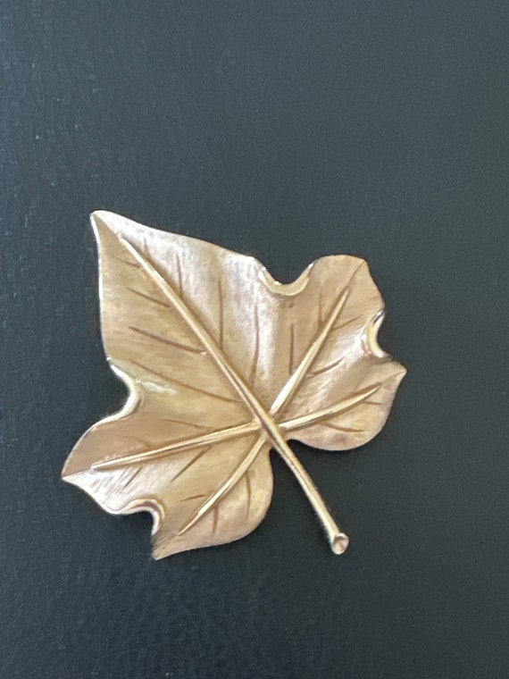 Vintage Crown Trifari brushed gold tone Maple leaf