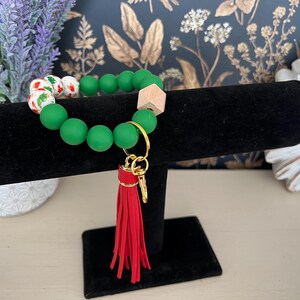 Christmas Beaded Wristlet