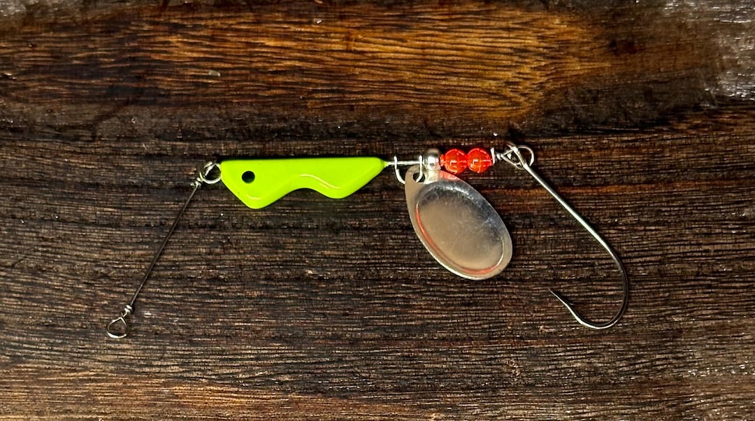 diamond king fishing lures Kingfish Jig KING is a terrific Color:Green Scale Chartreuse Tip UV bag Clear Rubber Landing Net