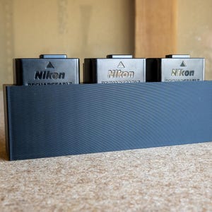 Nikon EN-EL25 Battery Case Holder - Holds 3 Batteries