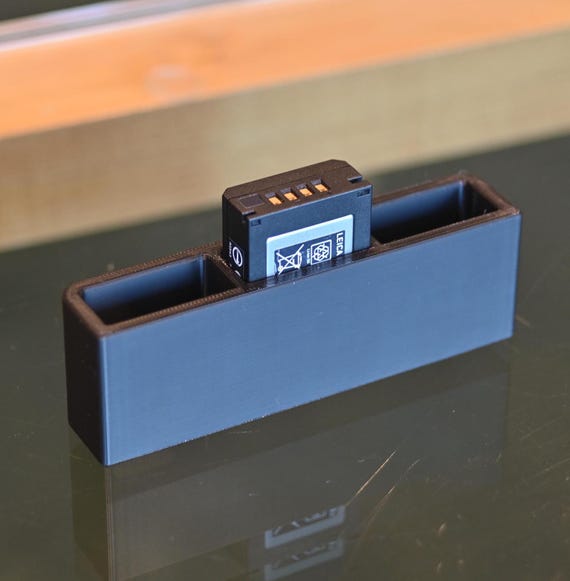 Leica M10 Battery Case Holder Fits BP-SCL5 Holds Batteries