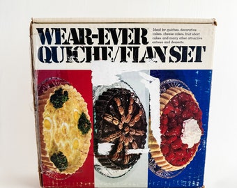 Vintage Wear-Ever Quiche/Flan Pan with 3 Bottom and Recipe Book