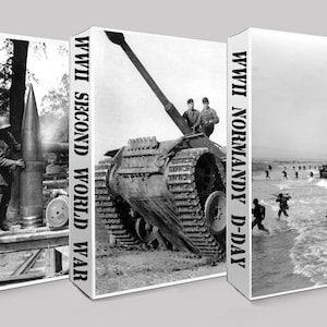 Könnte beinhalten: Drei Schwarzweißfotos, die Szenen aus dem Zweiten Weltkrieg zeigen. Das erste Bild zeigt einen Soldaten, der eine große Artilleriegranate in eine Kanone lädt. Das zweite Bild zeigt einen Panzer mit erhobener Kanone. Das dritte Bild zeigt Soldaten, die während der Landung am D-Day von Landungsbooten an Land waten.