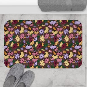 Surprise Song Piano Floral bathroom mat Floral Bath Mat Cozy Bathroom Décor Spring Vibes Home Spa Gift for Flower Lovers Boho Chic Kitchen