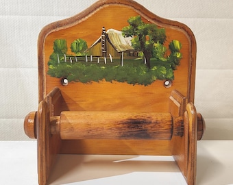 Vintage Hand Made In Australia Wooden Toilet Paper Holder (19x11x19cm)
