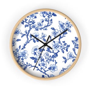 Chinoiserie Floral Wall Clock: Elegant Blue Blossom Design, Vintage Style