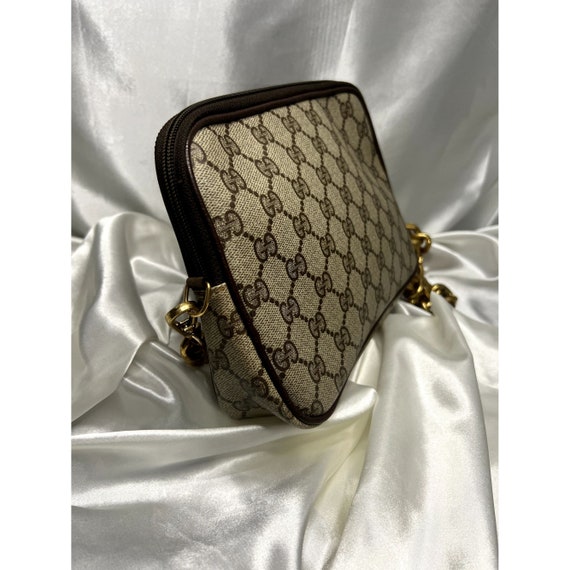 Authentic GUCCI GG Pattern Shoulder Bag Leather V… - image 4