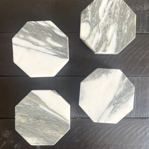 Arabescato Corchia Marble Octagon Coasters