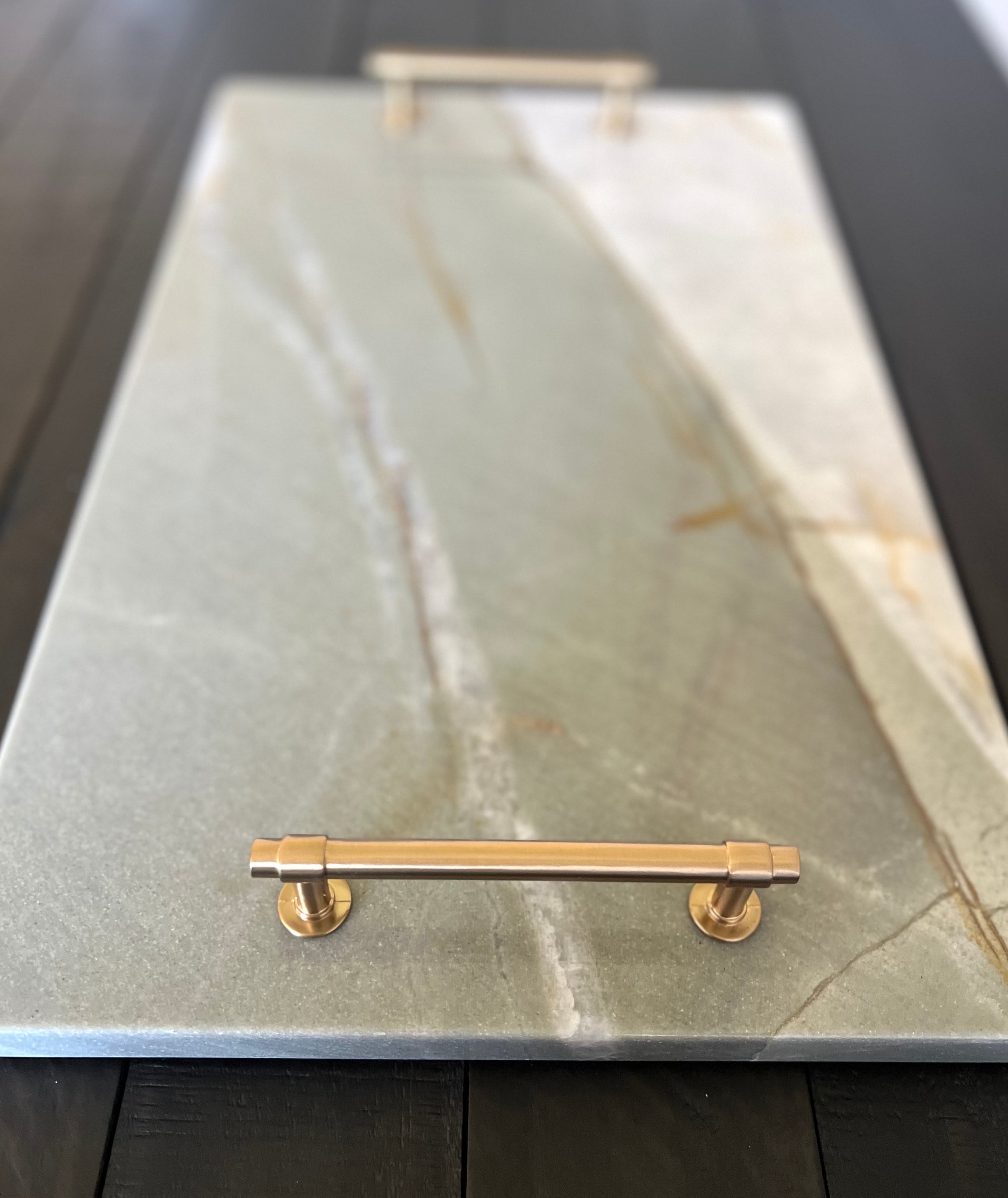 Vista Linda Quartzite Display Tray With Handles / Serving Board