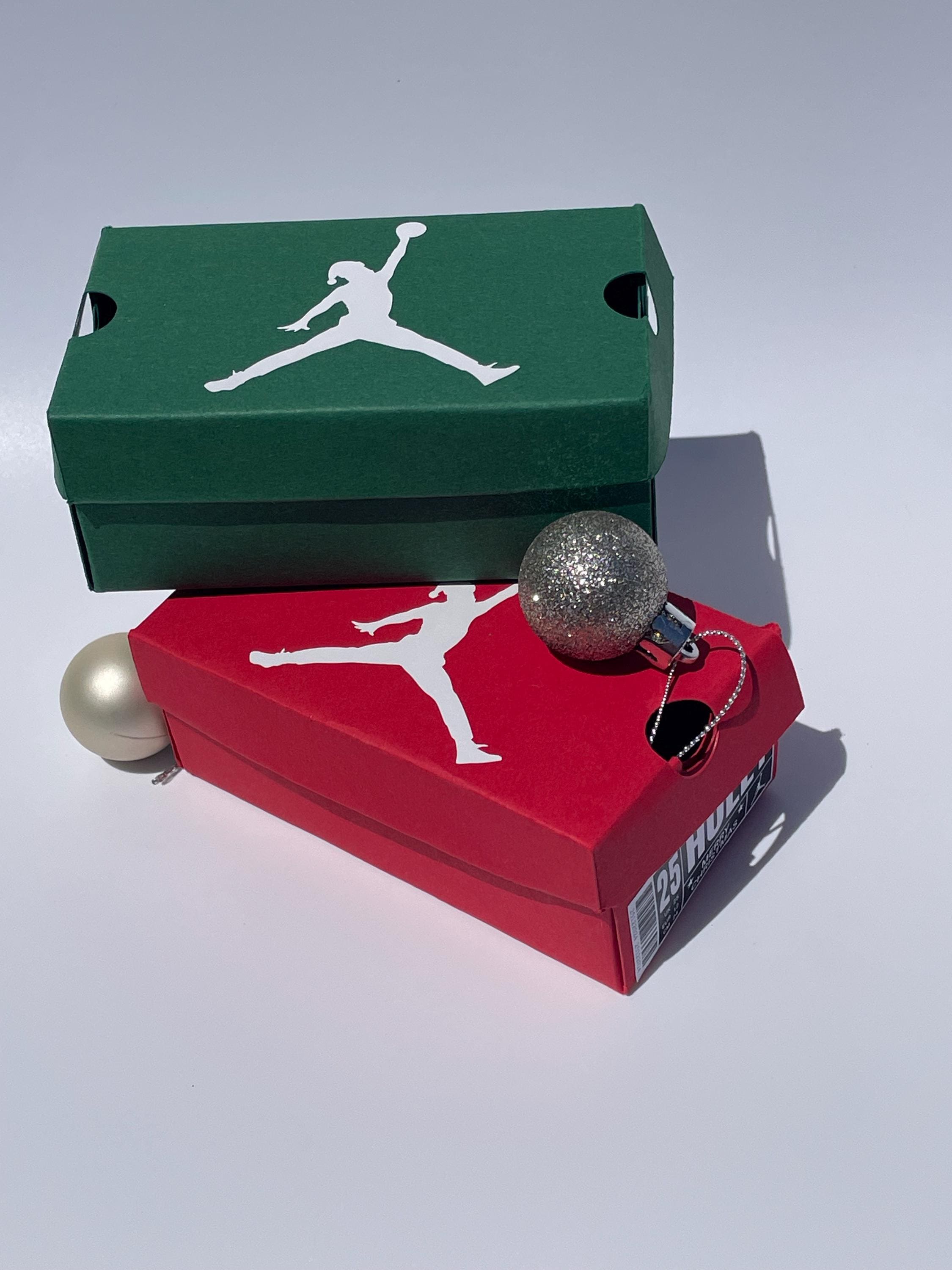Michael jordan phone case - Etsy 日本