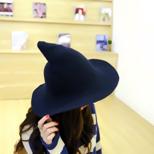 Modern Wool Felt Witch Hat for Women, Pointed Black Hat for Halloween, Cosplay, Witch Costume, Large Brim Wizard Hat, Witchy Party Accessory