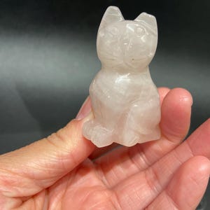 Rose Quartz Cat Mini Carving
