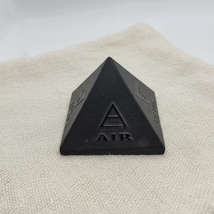 Black Tourmaline Pyramid with 5 Element Symbols – Healing Crystal for Energy Protection, EMF Shield, Meditation, Root Chakra Stone