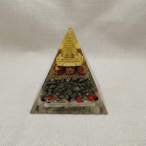 Shree Yantra Energy Pyramid | Handmade Orgone Pyramid Golden Meru | Chakra Reiki Gift | Spiritual Meditation Tool | Pyrite & Rudraksha Pyramid for Positive Vibes