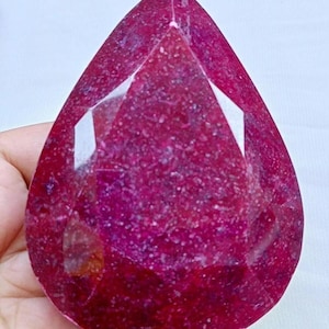 Natural Red Ruby Pear Shape 320-380 Carat Gemstone: Burma AAA++ Jewelry Making Supplies