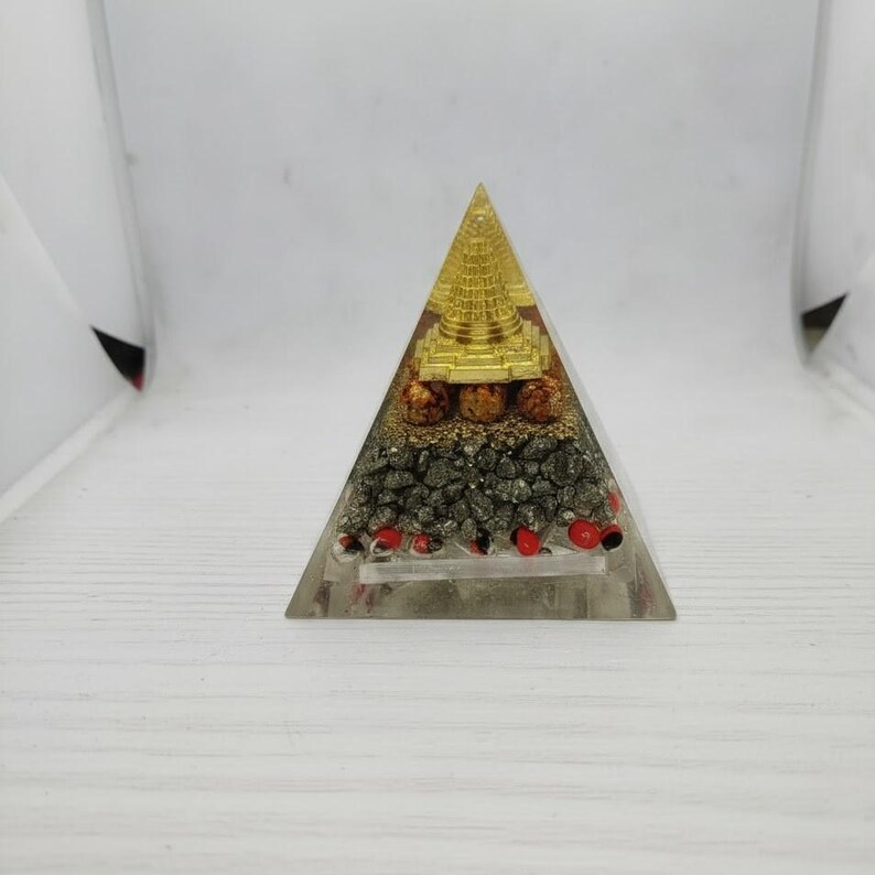 Vastu Shree Yantra Orgone Pyramid | Handmade Golden Meru Crystal Pyramid with Red Stone, Pyrite & Rudraksha | Spiritual Décor for Energy Healing, Meditation & Good Fortune
