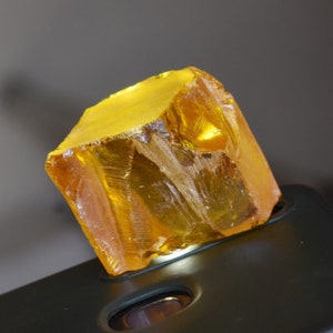 500 Carat Yellow Sapphire Rough Gemstone: Natural Uncut Earth-Mined