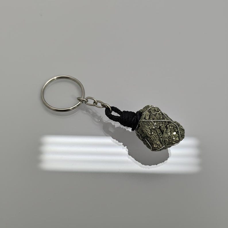 healing gemstone keychain for confidence and focus