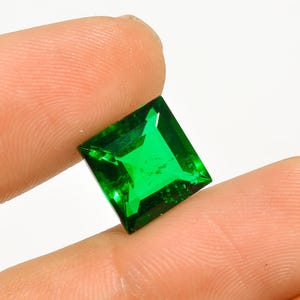 Square Faceted 10-12 Carat Green Hydrothermal Emerald, Best Gemstones for Jewelry Making, May Birthstone, 14x14x8mm | Free Delivery | Sale !