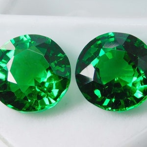 High-Quality Certified Pair of Natural Round Cut Tsavorite Green Garnet Gemstones, 20-24 Ct Total Weight, Suitable for Ring Size