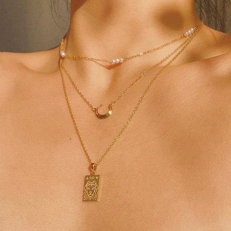 18K Gold Plated Tarot Card Necklace, Astrology Tarot Necklace, Engraved Tarot Card Necklace, Moon, Sun, Heart, Star, Strength Witchy Jewelry image 5