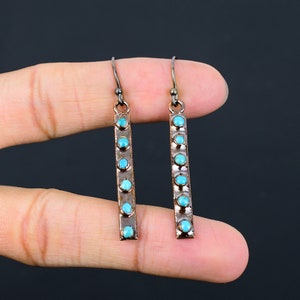 Pendientes de turquesa de Arizona hechos a mano: joyería de cobre electroformado
