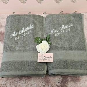Mr & Mrs wedding bath towels large set of 2 personalised gift for couples nikah embroidered stitched with name bridal shower customised