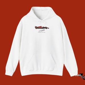 sweat à capuche leclerc avec voiture, signature charles leclerc, sweat à capuche fan f1 ferrari, idée cadeau leclerc, vrai sweat-shirt de voiture ferrari f1 image 7