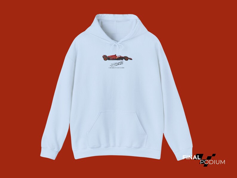 sweat à capuche leclerc avec voiture, signature charles leclerc, sweat à capuche fan f1 ferrari, idée cadeau leclerc, vrai sweat-shirt de voiture ferrari f1 image 4