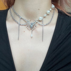 Spider chain necklace,pearl sliver necklace,layered chain necklace,y2k jewelry,grunge neckalce,cool necklace,emo necklace,gift for her