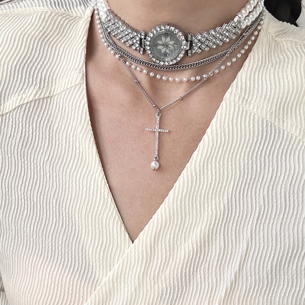 Diamond watch necklace,multi-layer clock necklace,pearl necklace,grunge jewelry,elegant vintage watch choker,maximalist,charm punk jewelry