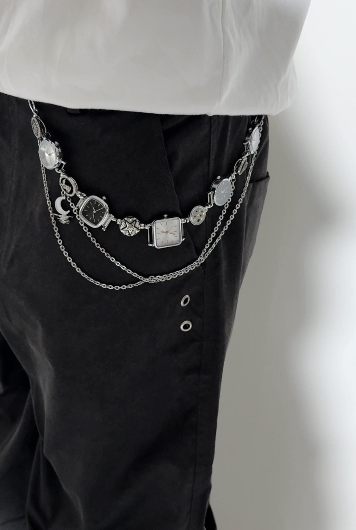 【関税・送料込】Unique multiple strap and charm pants chain Unique multiple strap and charm pants chain