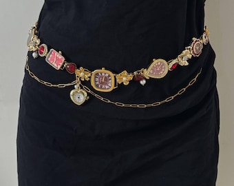 Vintage gouden multi-horloge taillekettingriem, rode parel bloemenbedel gelaagde tailleband, gotische klokkettingriem, tailleriem Coachella-outfit