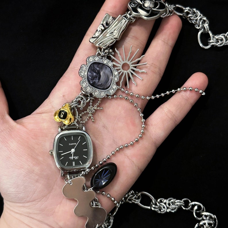 Punkklocka Chokerhalsband, Konstinspirerat Funky Klockhalsband Cyberpunk Y2K Grungehalsband, Nyckfullt Halsband, Trendigt Clutter Coolt Halsband bild 3