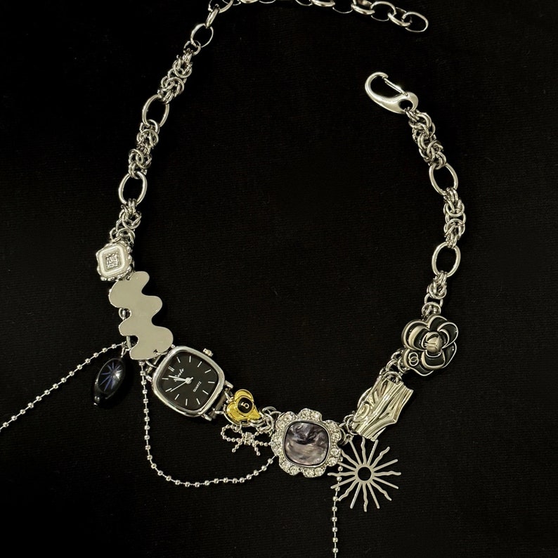 Punkklocka Chokerhalsband, Konstinspirerat Funky Klockhalsband Cyberpunk Y2K Grungehalsband, Nyckfullt Halsband, Trendigt Clutter Coolt Halsband bild 4