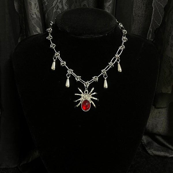 collier araignée en argent, pendentif araignée gothique, collier araignée grenat rouge, collier pendentif inspiré d'araignée unisexe, bijoux chaîne cyberpunk