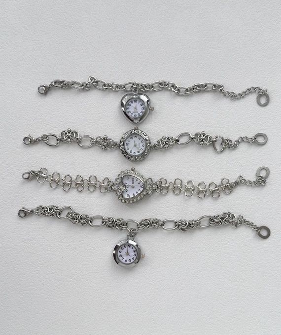 Vintage Silver Watch Charm Bracelet | Heart Round Dial Chain Bracelet | Gothic Y2K Jewelry for Women | Retro Clock Hand Accessory Gift Idea