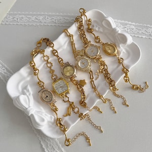 Women’s Gold Bracelet Watches, Dainty Small Dial Vintage Wristwatch with Charms,Stylish Retro Adjustable Chain Jewelry,Perfect Gift for Her