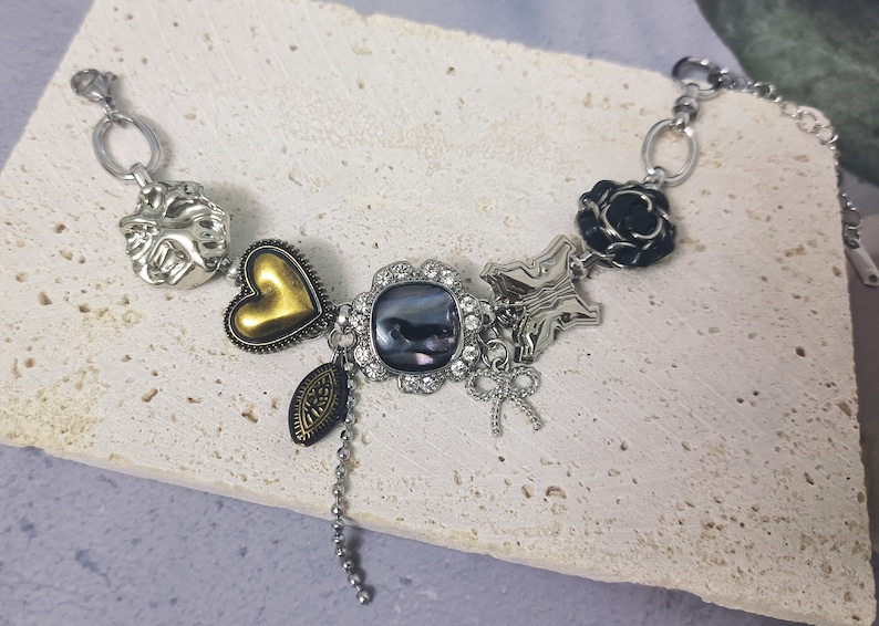 Punkklocka Chokerhalsband, Konstinspirerat Funky Klockhalsband Cyberpunk Y2K Grungehalsband, Nyckfullt Halsband, Trendigt Clutter Coolt Halsband bild 6