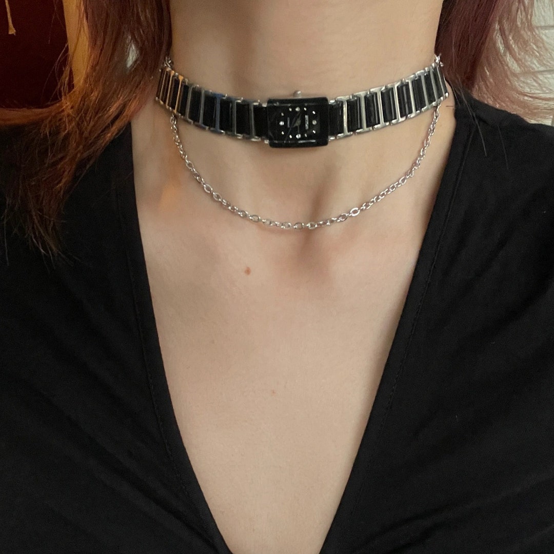 【BLACKPURPLE】VINTAGE LESS CHAIN NECKLAE Dark Purple Black Resin Pendant, Goth Purple Necklace, Goth