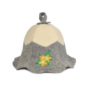 SAUNA GURU Yellow Flower Sauna Hat, 100% Wool Felt Sauna Cap, Banya Hat Hair Protector, Sauna Room Accessory, Sauna Gifts for Men and Women