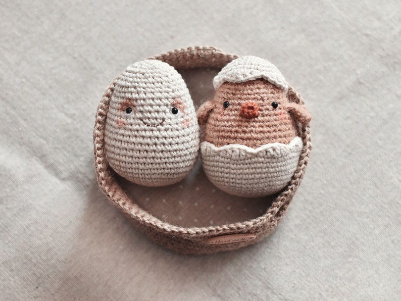 Chick crochet pattern. Easter egg crochet pattern. Amigurumi chick pattern. Amigurumi egg crochet pattern. PDF. English. Digital product image 3