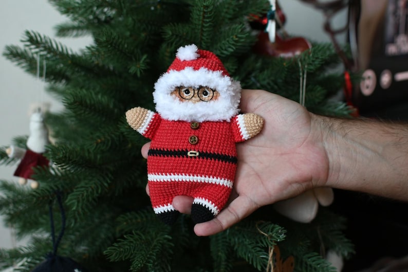 Santa Claus crochet pattern. Amigurumi Santa Claus pattern. PDF. English. Digital product image 6
