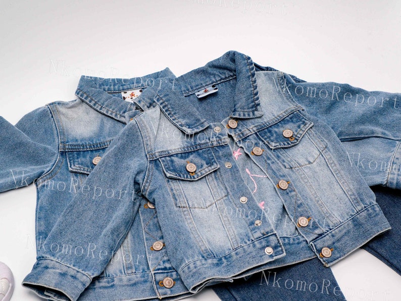 Célébrations du printemps : veste en jean personnalisée pour bébés et tout-petits, parfaite pour les looks de la fête du Travail et de la fête de la tonnelle image 4