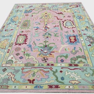 Hand-Knotted Oushak Wool Rug: Vintage Turkish Style Floral Carpet