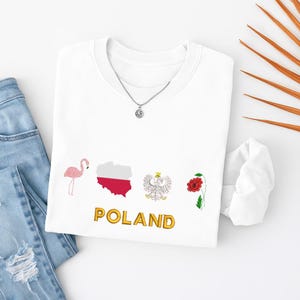 Camisa bordada de Polonia: águila blanca, amapola roja y mapa polaco. Regalo del orgullo polaco. Camiseta con símbolos nacionales. Camiseta unisex.