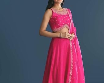 Lehenga Choli de seda bordada rosa: vestido de noiva indiano