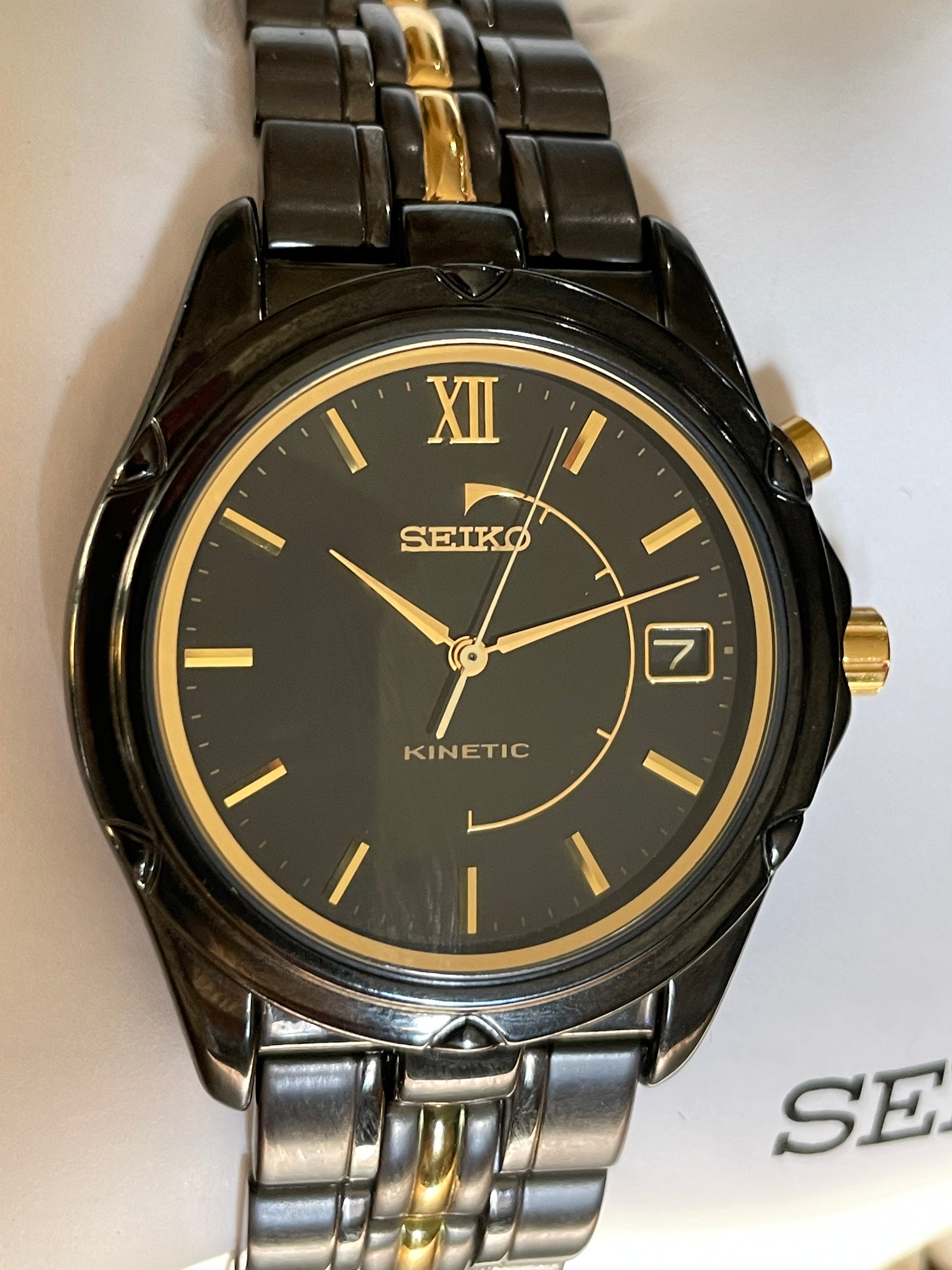 seiko kinetic 5m62