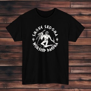 Smoke Skooma Worship Daedra T-shirt | Deadra T-shirt | Skooma T-shirt | Gamer T-shirt | Elder Scrolls T-shirt | Skyrim T-shirt | Dragonborn